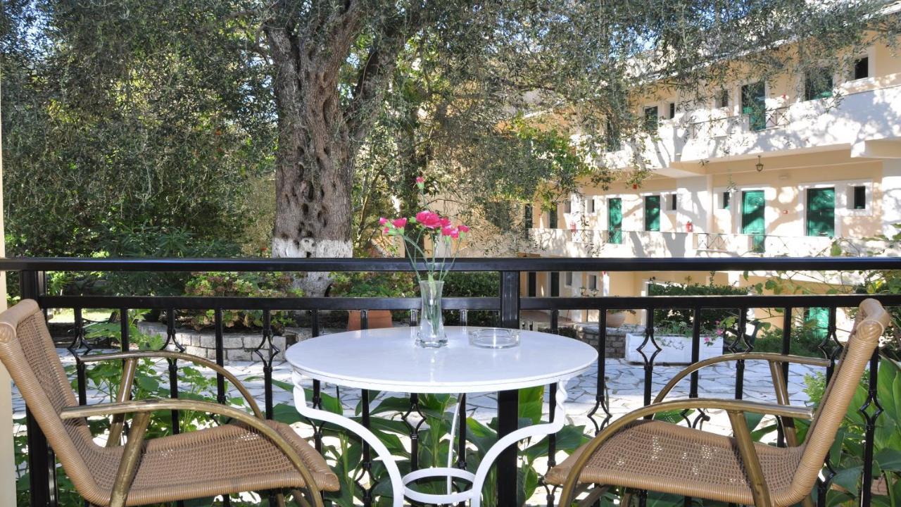 Villa Katerina Apartments Liapades Eksteriør bilde