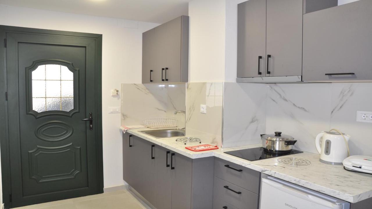 Villa Katerina Apartments Liapades Eksteriør bilde